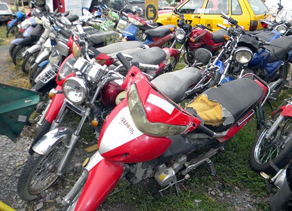 Motocicletas secuestradas en control vehicular