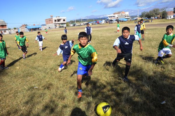 Campeonato internacional de fútbol infantil