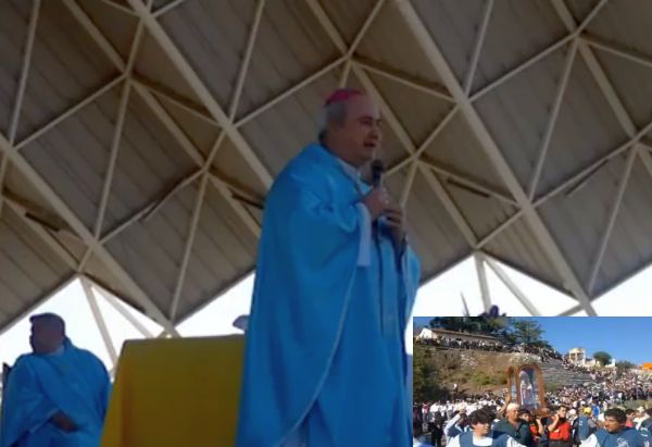 Los jóvenes dieron un masivo presente en la peregrinación a Río Blanco