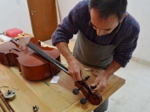 el-luthier-gonzalez-ariko_11611