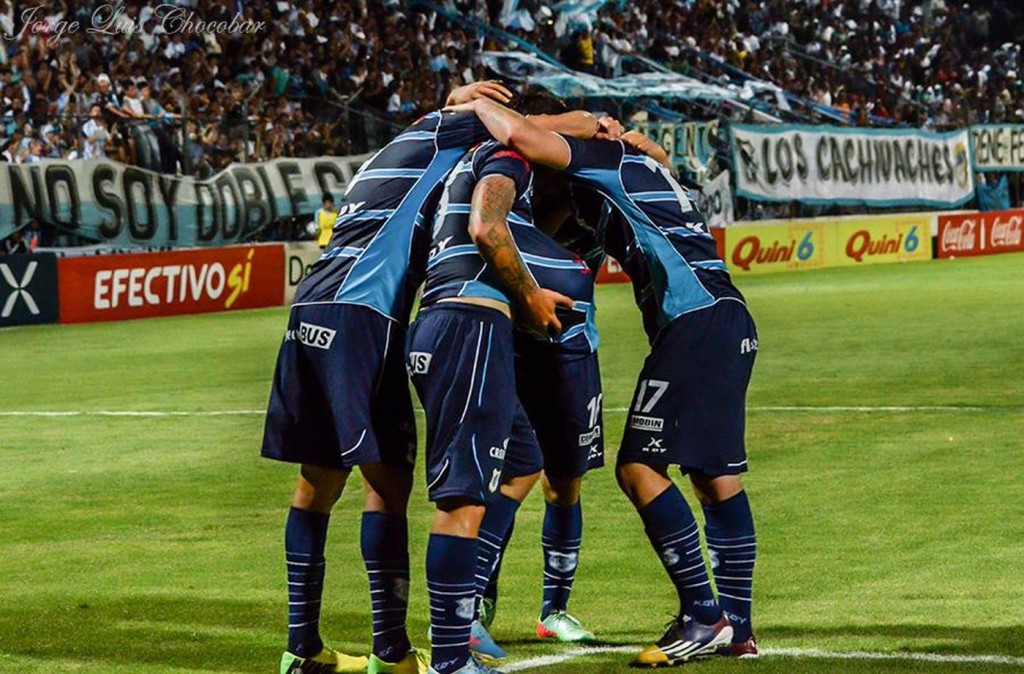 El Lobo y Ferro empataron sin goles en Jujuy