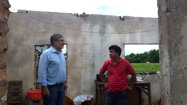 Reclaman ayuda equitativa a familias de Vinalito afectadas por temporal