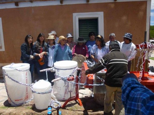 Pequeños productores de Humahuaca recibieron equipos para la elaboración de vino artesanal