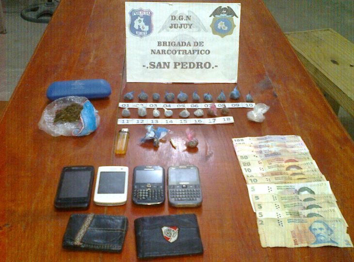 «Dealer» detenido y secuestro de droga