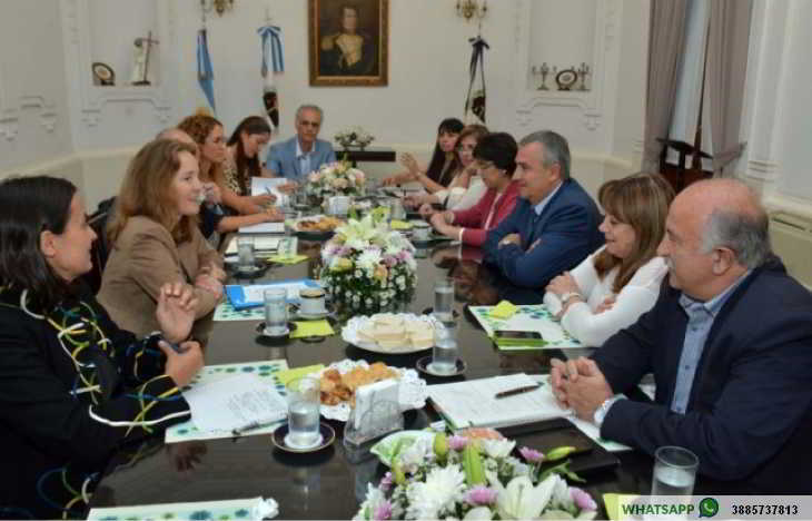 El Gobernador mantuvo una reunión de trabajo con miembros de UNICEF Argentina