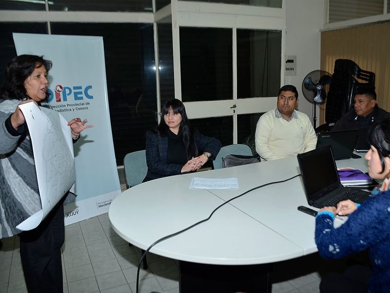 La DIPEC aporta capacitación para la determinación de políticas públicas