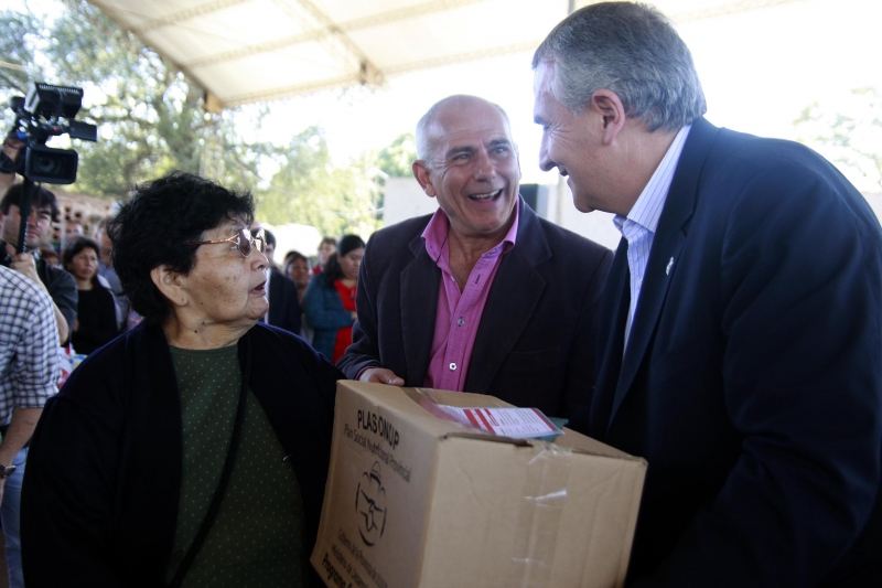 El Gobierno de Jujuy asistió a familias de La Esperanza y zonas aledañas