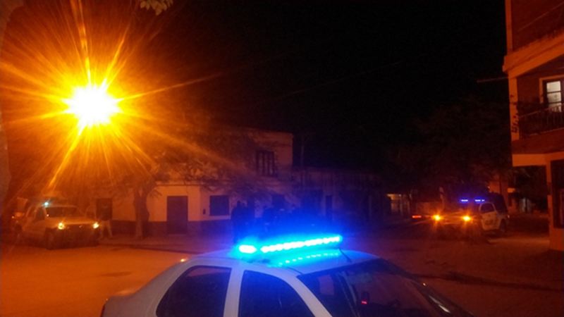 Demorados con secuestro de motos y armas blancas en barrio Centro y Coronel Arias