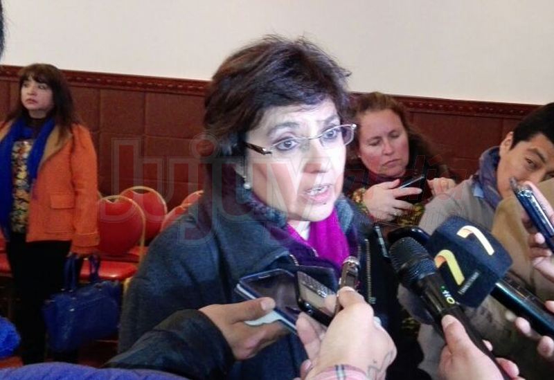 La ministra de Educación de Jujuy confirmó que también se descontarán los paros nacionales