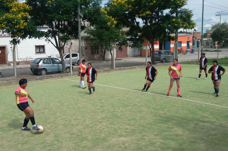 Fútbol femenino: “Locas por el Fútbol” fueron las ganadoras del torneo
