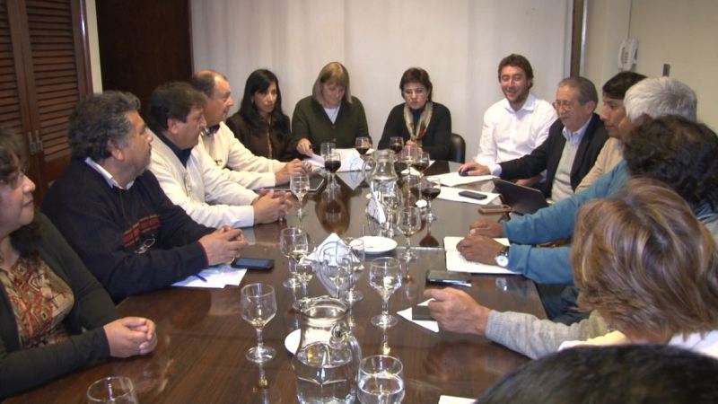Jujuy: por pedido de un gremio, postergan la reunión entre los docentes y el gobierno