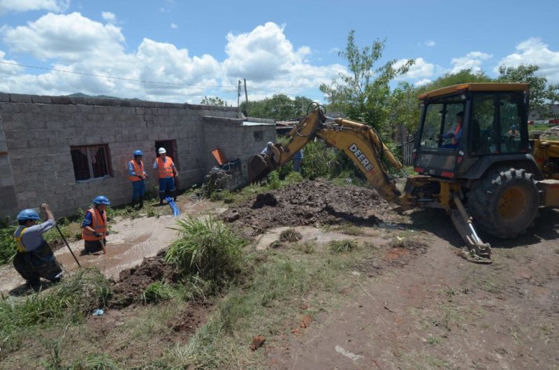 Reparan acueducto en el asentamiento de Huaico