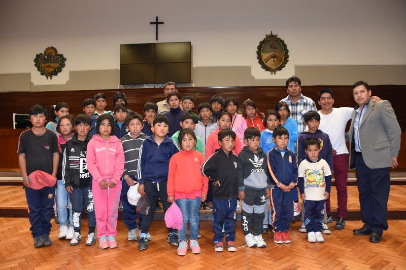 Alumnos de la Escuela de Primaria N° 49 de La Ciénaga visitaron la Legislatura de Jujuy