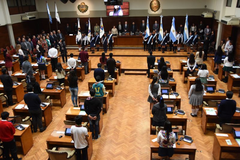 En la Legislatura de Jujuy se llevó a cabo el acto de apertura, sesión preparatoria y 1º sesión ordinaria del XV Parlamento Juvenil