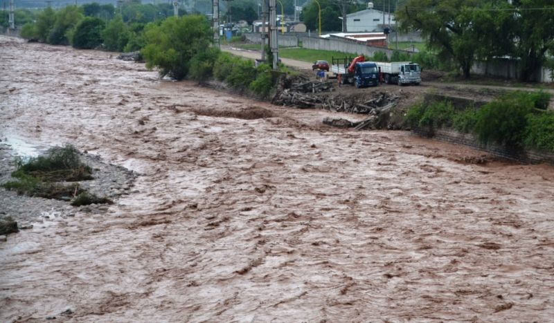 Jujuy: “la población debe tomar conciencia y dejar de establecerse en zonas de alto riesgo hídrico”
