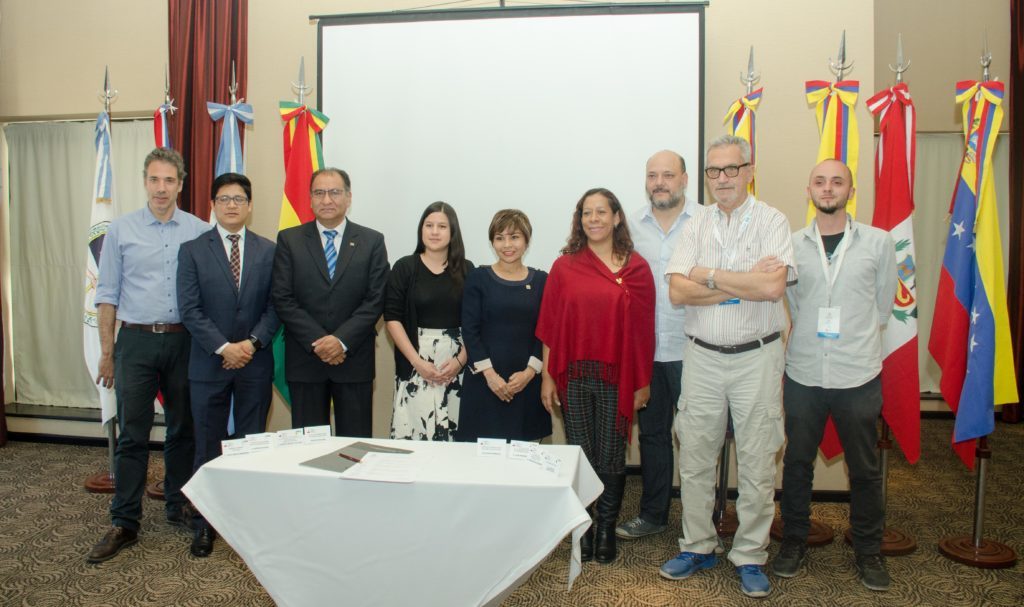 Firman acuerdo para consolidar y promocionar el cine andino