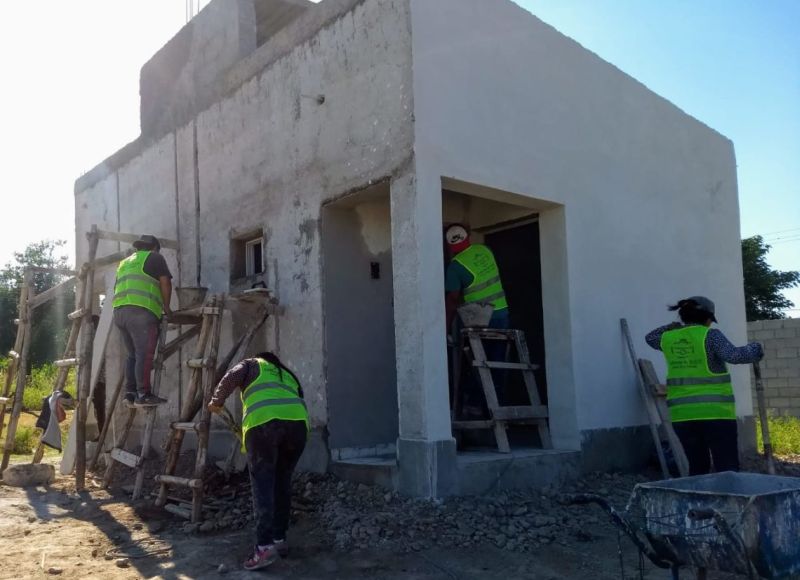 Jujuy asiste y reactiva: cooperativas colaboran en la construcción de viviendas en Puesto Viejo