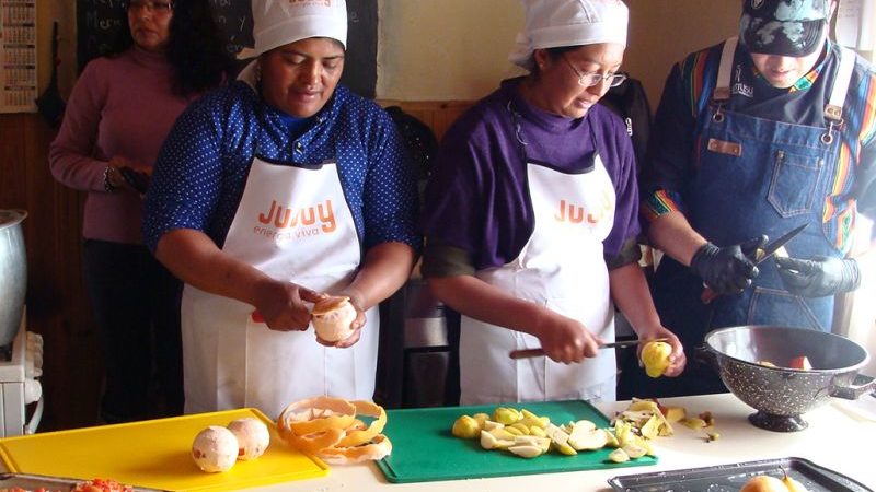 Capacitación sobre alimentación saludable y producción local para escuelas de la Puna