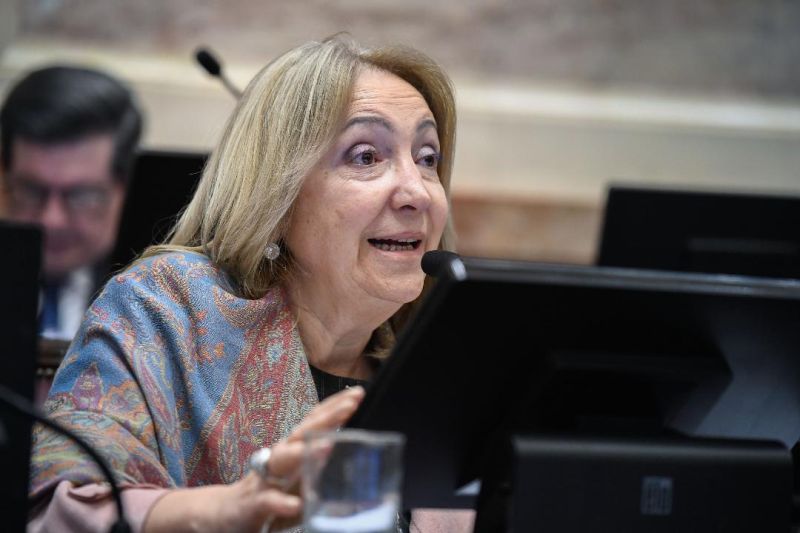 Silvia Giacoppo: Pedido de informes sobre el gasto de U$s 100mil del Ministerio de Turismo en el recital de Arjona
