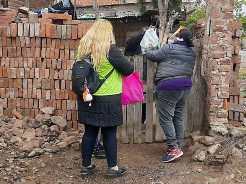 Refuerzan líneas de trabajo con voluntarios y entrega de kits de bioseguridad en Monterrico