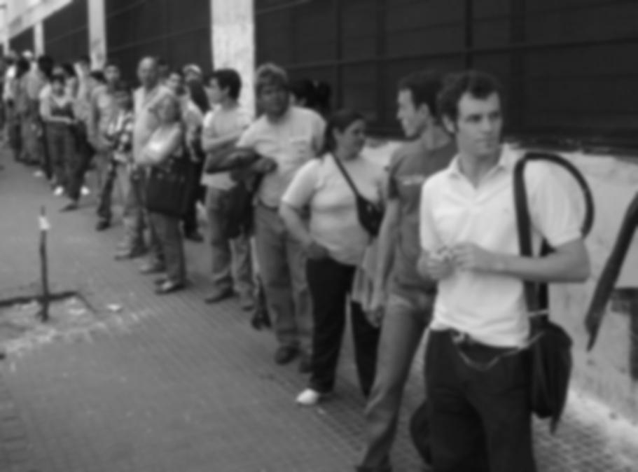 La pandemia del coronavirus dejó fuera del sistema en la Argentina a 150 mil trabajadores netos