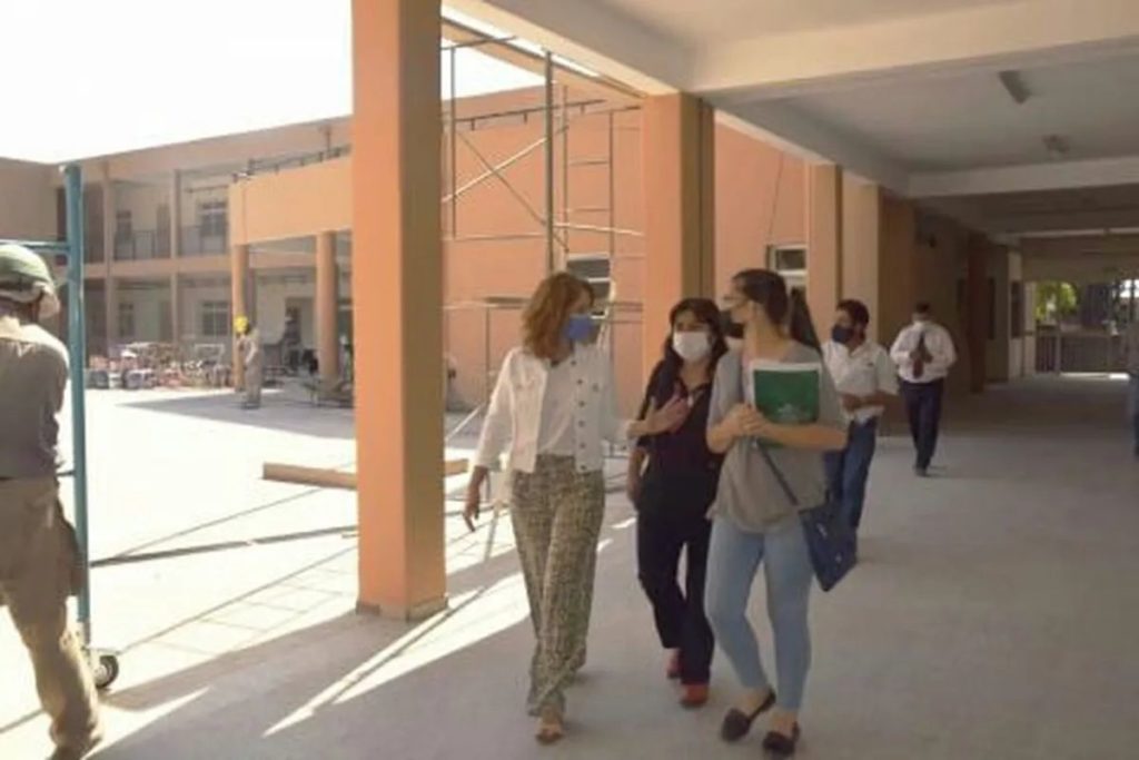 Bovi visitó instalaciones del nuevo Colegio Nacional N° 2