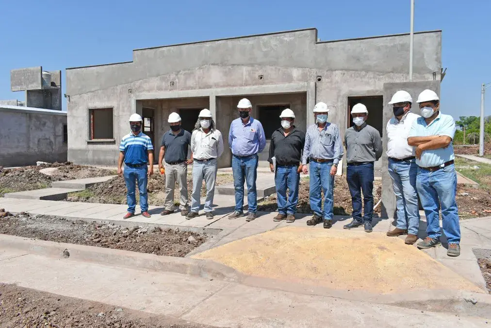 En Caimancito avanza la construcción de 50 viviendas del IVUJ