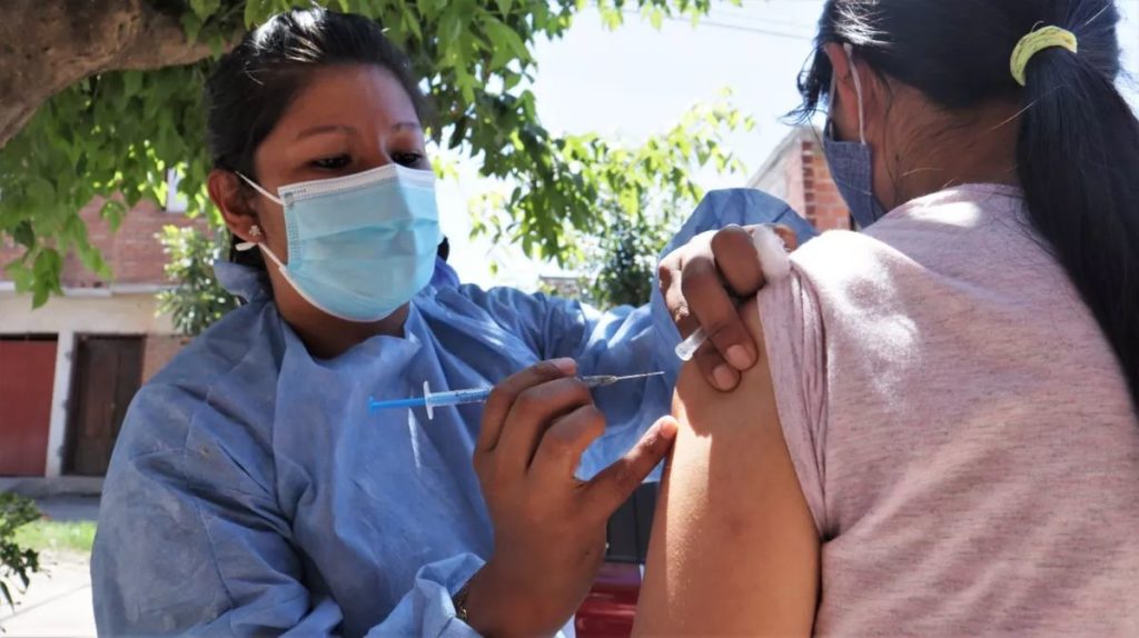 Covid-19. A un año del inicio de la vacunación se aplicaron cerca de un millón doscientas mil dosis en Jujuy
