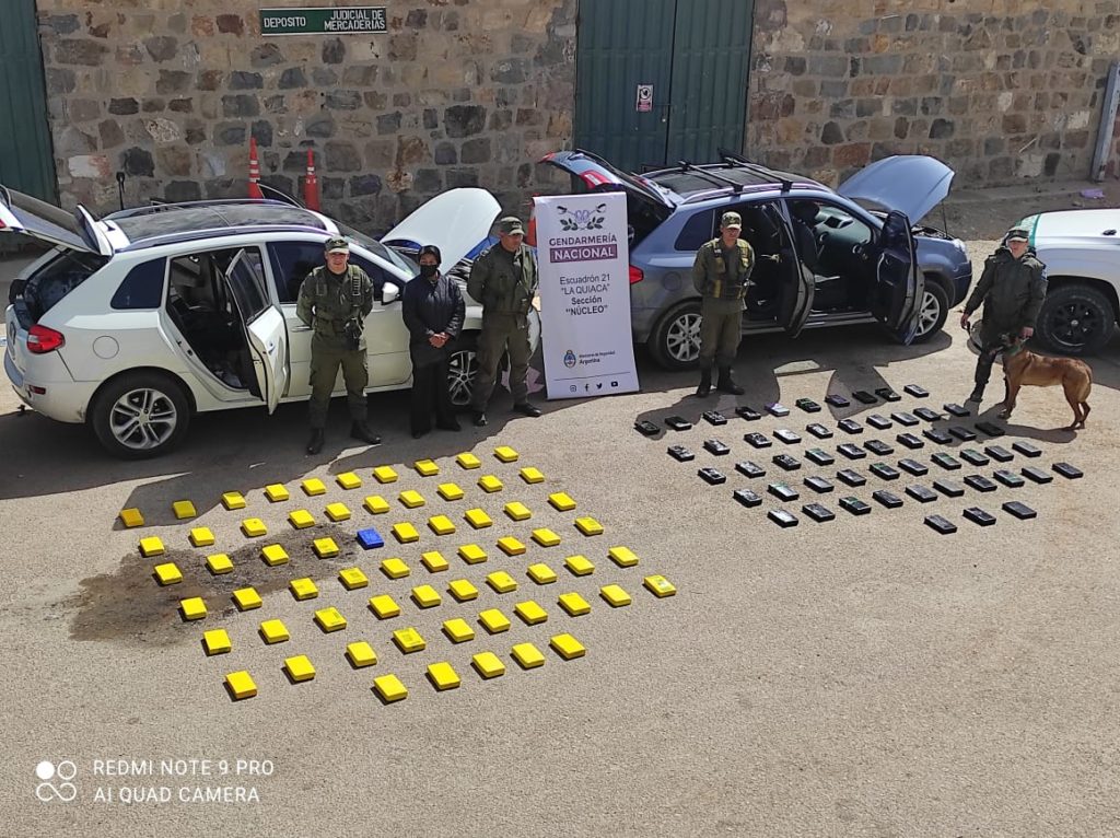 Jujuy: ocultaban en dos vehículos 123 kilos de cocaína