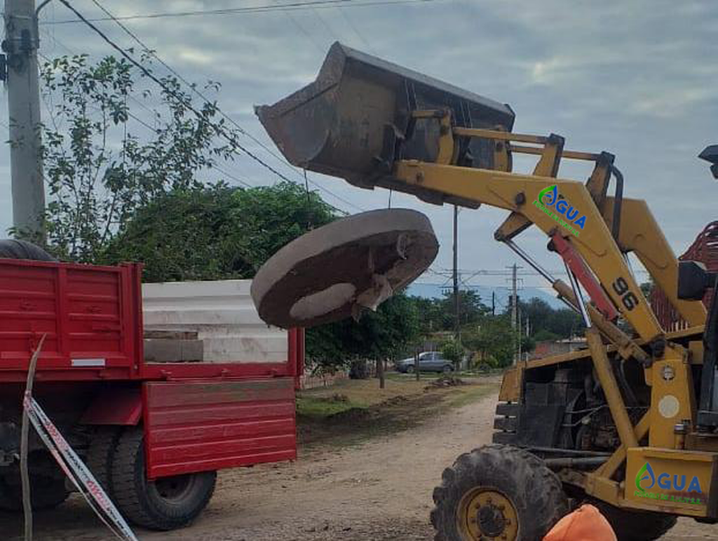 Agua Potable de Jujuy continúa con la obra de cloacas para el barrio Parapetí de La Esperanza