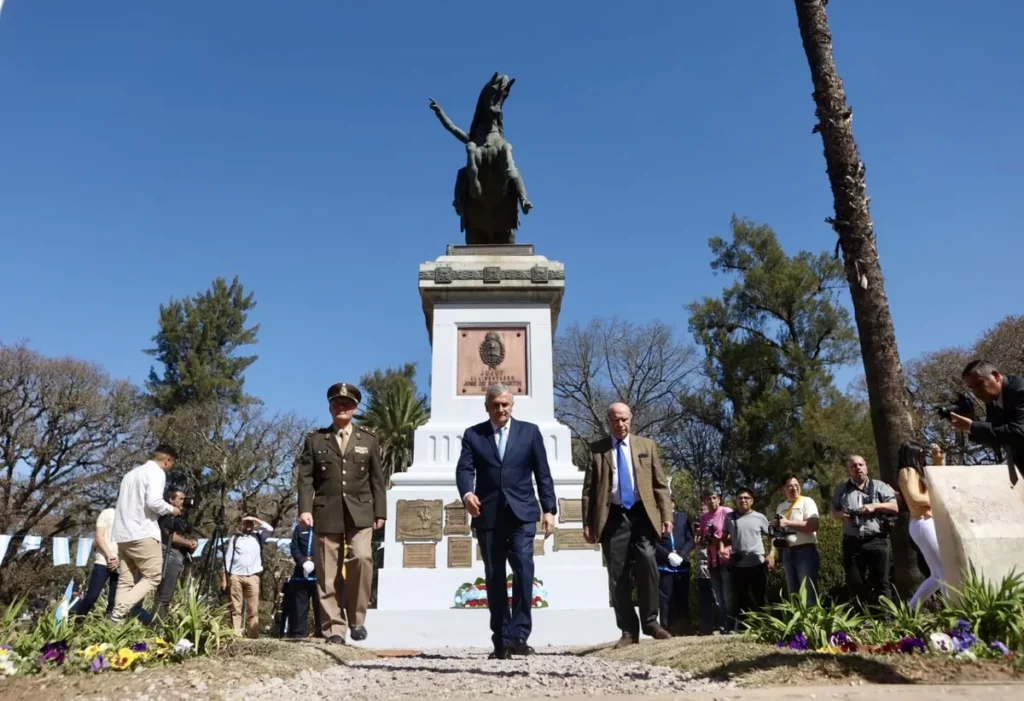 Morales encabezó el acto por el 173° aniversario del paso a la inmortalidad de José de San Martín
