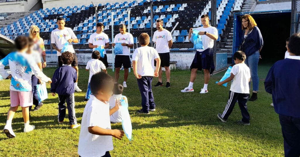Un encuentro lleno de alegría: el Club Gimnasia y Esgrima de Jujuy recibió a niños sin cuidados parentales